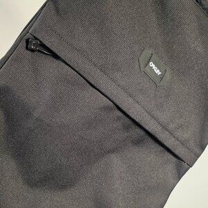 OAKLEY Drawstring Backpack, Heavy-Duty Nylon and Slim design. Lots of  space.